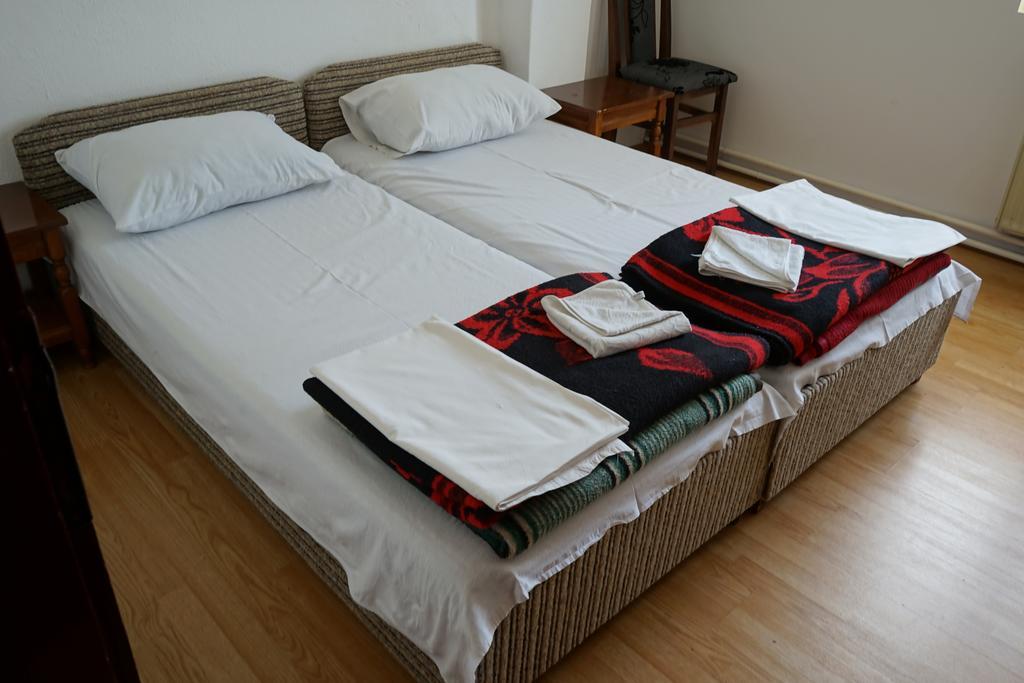 Lovac II Hotel ชาเบลียค ภายนอก รูปภาพ