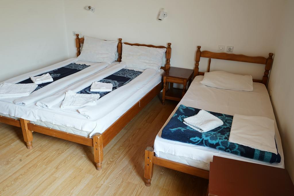 Lovac II Hotel ชาเบลียค ภายนอก รูปภาพ